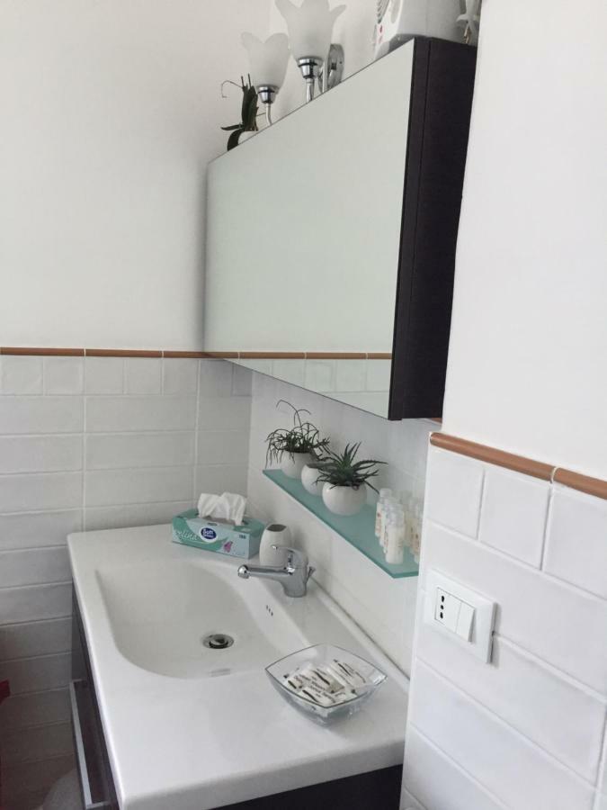 Apartmán Fronte Al Porto Salerno Exteriér fotografie