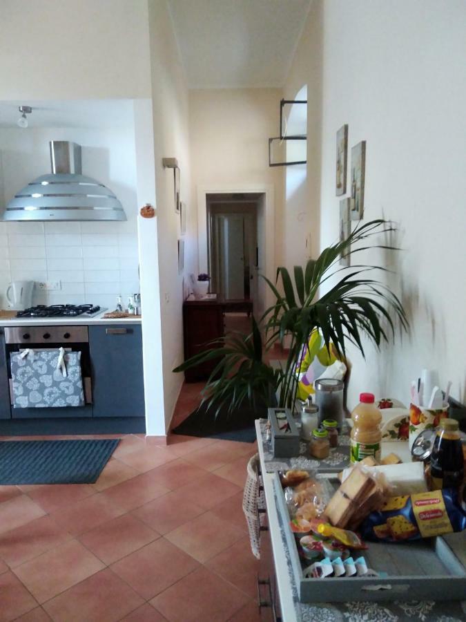 Apartmán Fronte Al Porto Salerno Exteriér fotografie