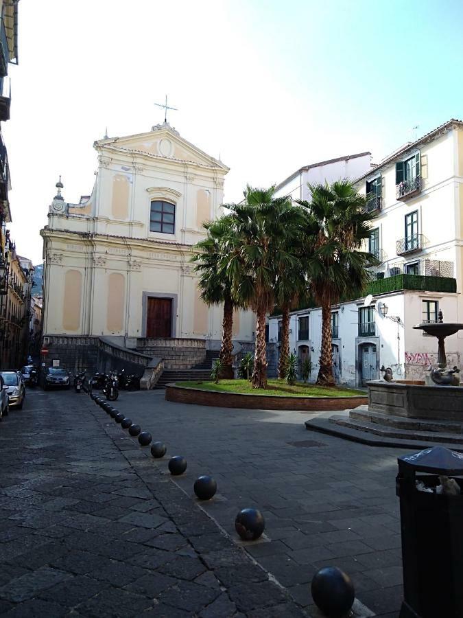 Apartmán Fronte Al Porto Salerno Exteriér fotografie